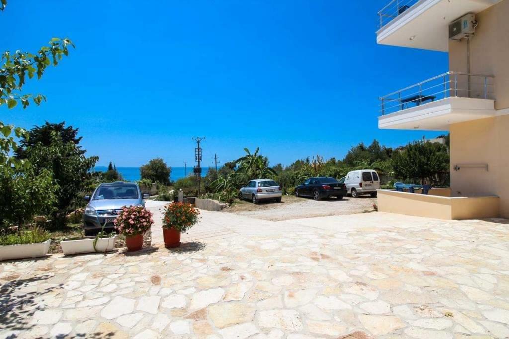 Hotel Afrodite Dhërmi Exterior foto